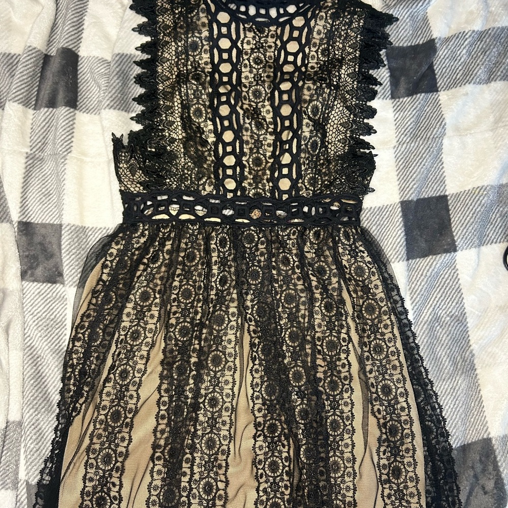 NEW!! Free People Forever Lace Embroidered Open Back Babydoll Black Dress Size 4